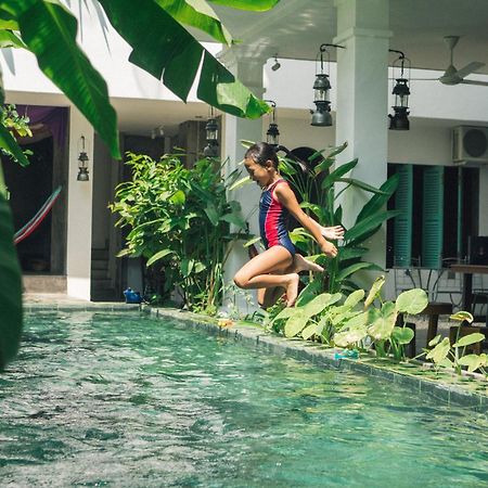 Iam Saigon Homestay Хошимин Экстерьер фото